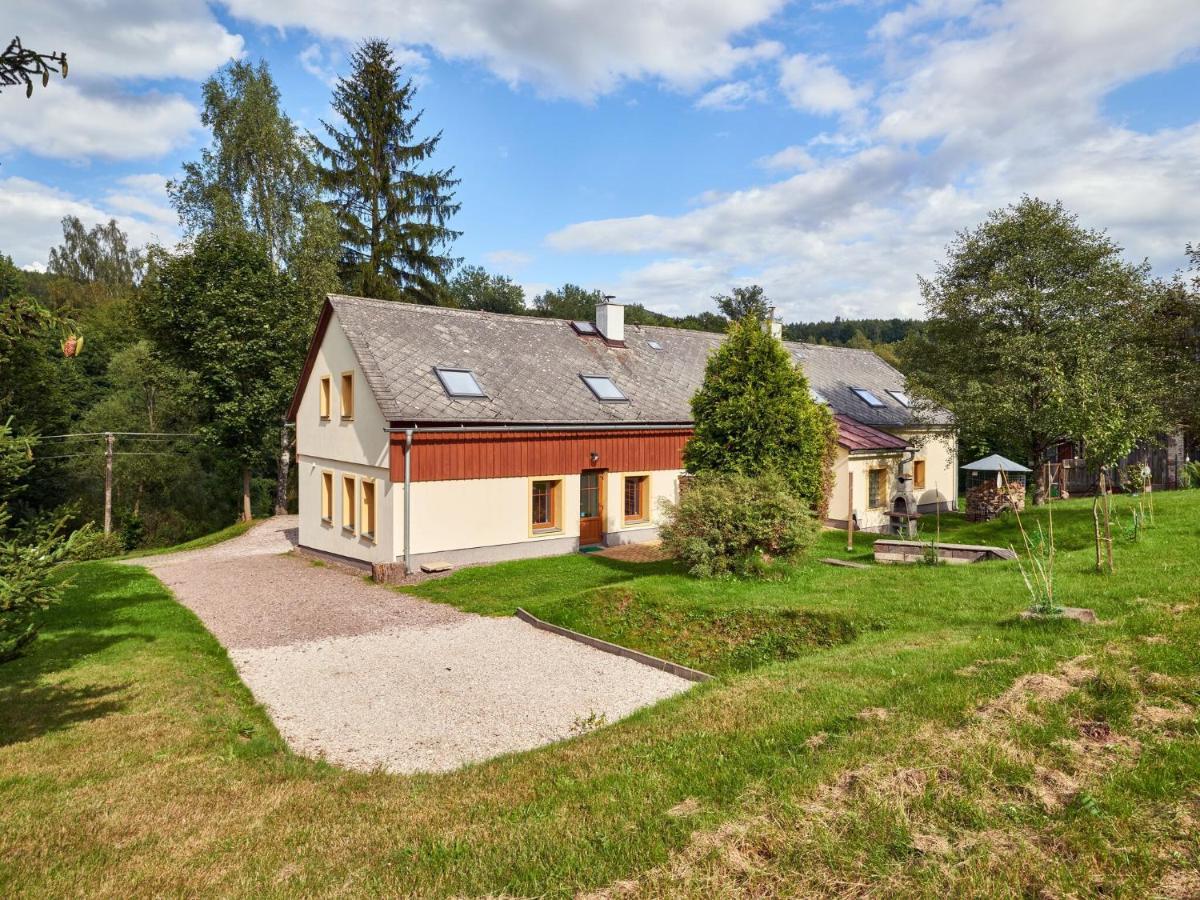 Holiday Home In Lampertice With Swimming Pool Exterior foto